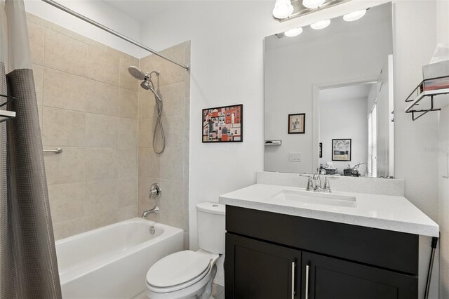 439 Windmill Palm Cir, Altamonte Springs, FL 32701 - full bathroom featuring shower / bathtub combination with curtain, toilet, and vanity