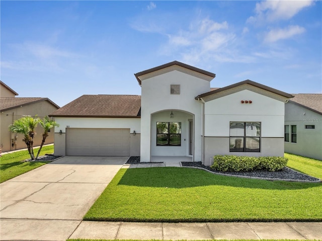 921 Costa Mesa Ln, Kissimmee, FL 34744 - view of front of house with a garage, a front yard, stucco siding, and driveway