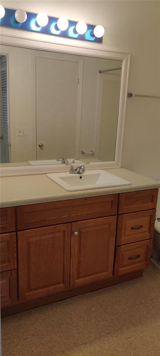 315 Wymore Rd Unit 104, Altamonte Springs, FL 32714 - bathroom featuring vanity