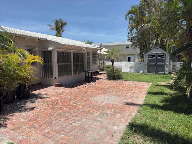16107 Gulf Blvd, Redington Beach, FL 33708 - view of patio / terrace