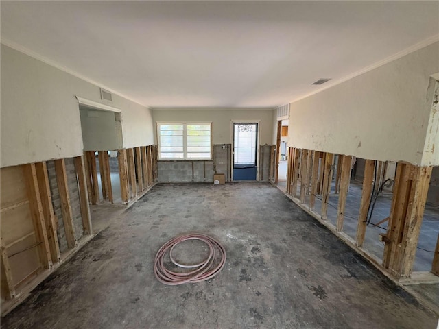 16107 Gulf Blvd, Redington Beach, FL 33708 - empty room featuring ornamental molding