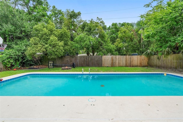 1805 Paloma Ave, Sanford, FL 32771 - view of swimming pool featuring a fenced backyard