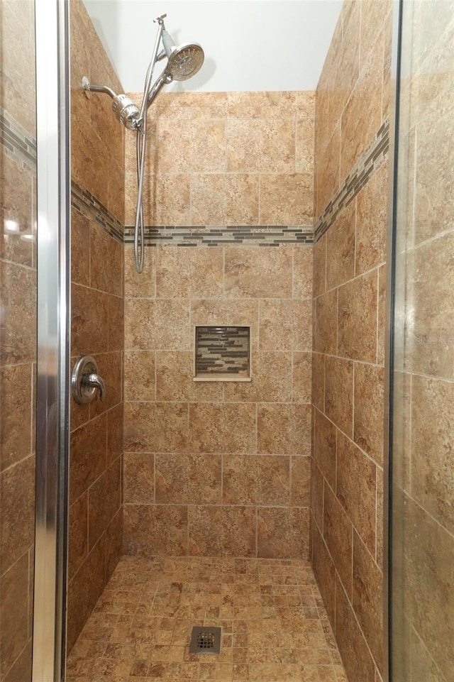 5165 Mystic Point Ct, Orlando, FL 32812 - full bath featuring a stall shower