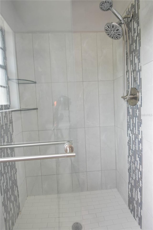 1668 Fort Smith Blvd, Deltona, FL 32725 - bathroom with a shower stall