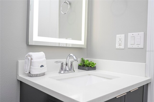 4414 Le Reve Ct, Kissimmee, FL 34746 - bathroom featuring vanity