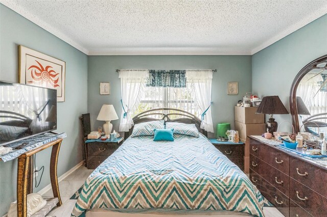 251 Tropic Blvd W, Largo, FL 33770 - bedroom with a textured ceiling