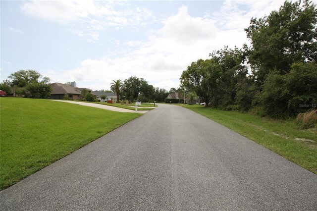 2037 Watersedge Dr, Deltona, FL 32738 - photo 9
