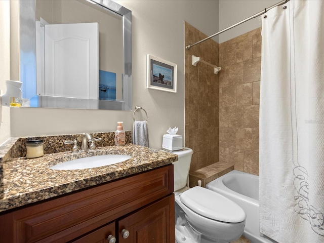 1319 Johns Cove Ln, Oakland, FL 34787 - full bath featuring vanity, shower / bath combination with curtain, and toilet