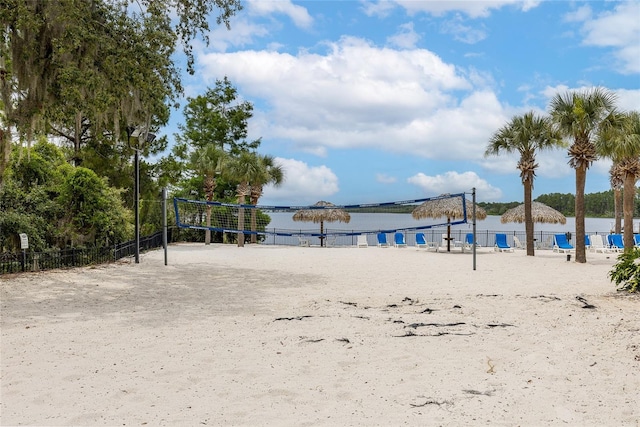 110 Watling Way Unit 25204, Davenport, FL 33837 - view of property's community with volleyball court and a water view