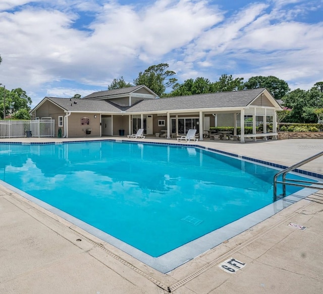 141 Reserve Cir Unit 113, Oviedo, FL 32765 - community pool with a patio area