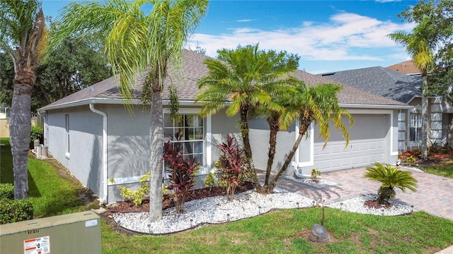 4611 Cumbrian Lakes Dr, Kissimmee, FL 34746 - photo 1