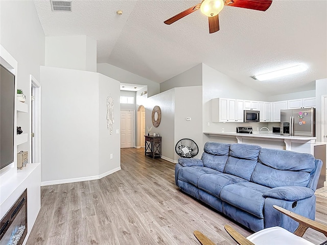 4611 Cumbrian Lakes Dr, Kissimmee, FL 34746 - photo 12