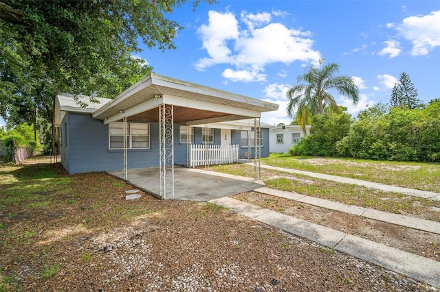 2307 Freemason St, Lakeland, FL 33801 - view of front of home featuring a porch