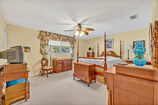 1115 Lake Francis Dr, Apopka, FL 32712 - bedroom with light colored carpet and ceiling fan