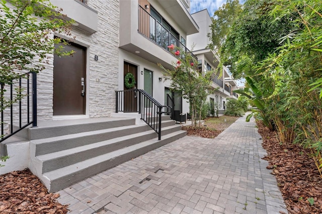 52 W Harding St Unit A, Orlando, FL 32806 - property entrance featuring stone siding and stucco siding