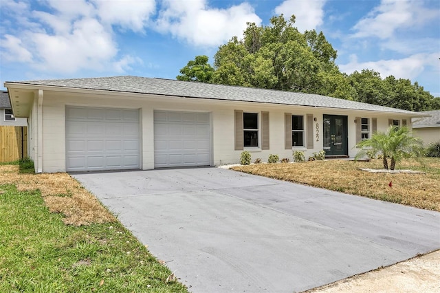822 Glen Arden Way, Altamonte Springs, FL 32701 - single story home featuring concrete driveway and a garage