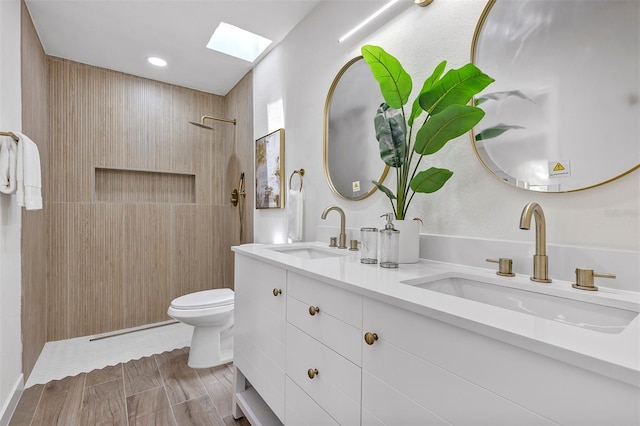 822 Glen Arden Way, Altamonte Springs, FL 32701 - full bathroom with a skylight, double vanity, toilet, recessed lighting, and a shower