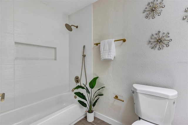 822 Glen Arden Way, Altamonte Springs, FL 32701 - bathroom with toilet, shower / bath combination, and baseboards