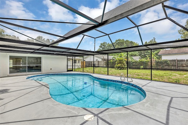 822 Glen Arden Way, Altamonte Springs, FL 32701 - view of pool featuring a patio and a lanai