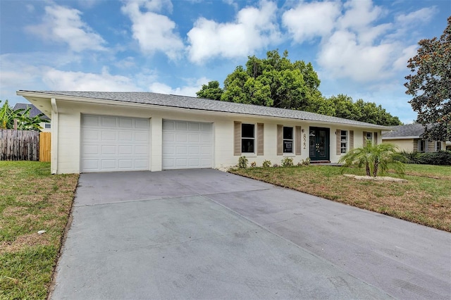 822 Glen Arden Way, Altamonte Springs, FL 32701 - ranch-style house featuring driveway and a garage