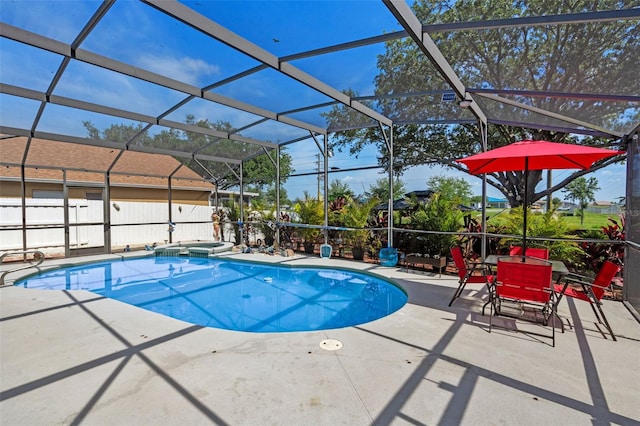 404 Obo Dr, Davenport, FL 33896 - view of pool with a patio area, a pool with connected hot tub, and glass enclosure