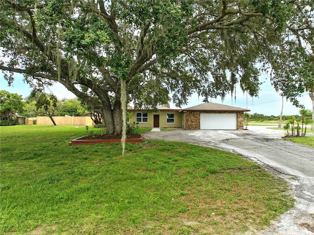 8812 Oakwood Dr, Lake Wales, FL 33898 - photo 1