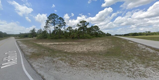 8001 Rolling Cir, Labelle, FL 33935 - photo 3