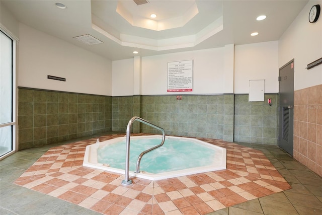 3938 Calabria Ave, Davenport, FL 33897 - view of swimming pool featuring an in-ground hot tub