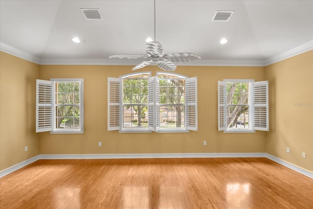 14 Camino Real Blvd Unit 14, Howey In The Hills, FL 34737 - empty room with light wood-type flooring, crown molding, a ceiling fan, healthy amount of natural light, and recessed lighting