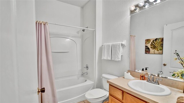 2343 Caravelle Cir, Kissimmee, FL 34746 - bathroom with vanity, shower / bath combination with curtain, and toilet