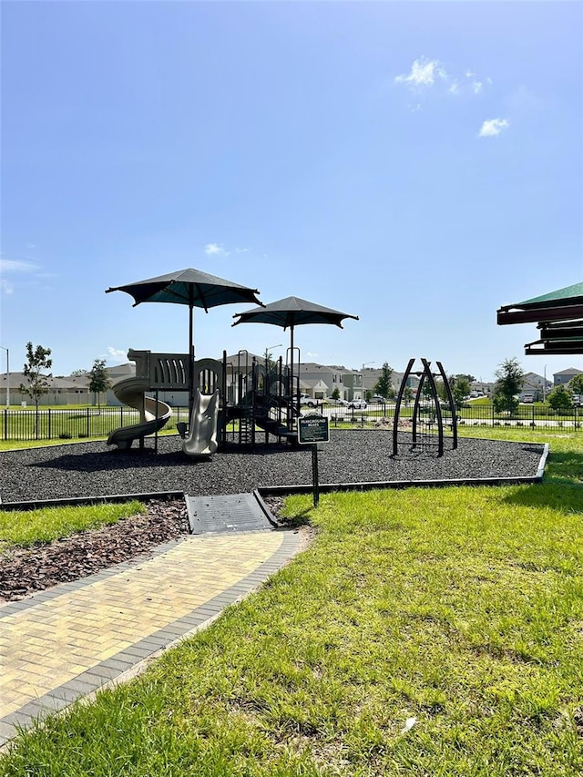 2002 Punch Bowl Ave, Davenport, FL 33837 - view of communal playground