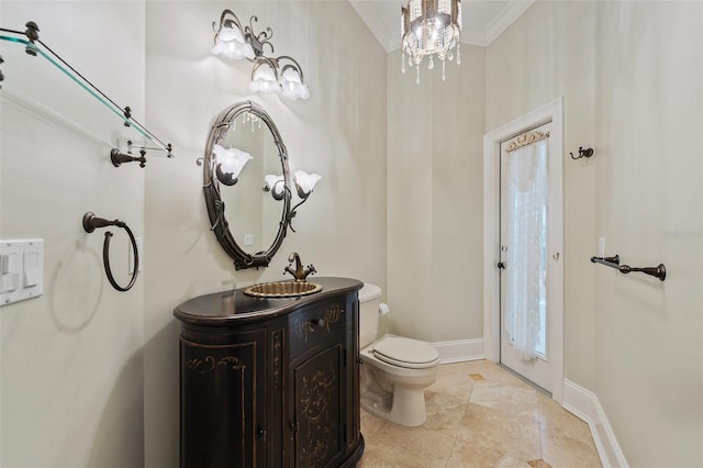 1542 Islay Ct, Apopka, FL 32712 - bathroom featuring toilet, vanity, ornamental molding, and baseboards