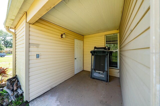 1543 Club Cir, Lakeshore, FL 33854 - photo 11
