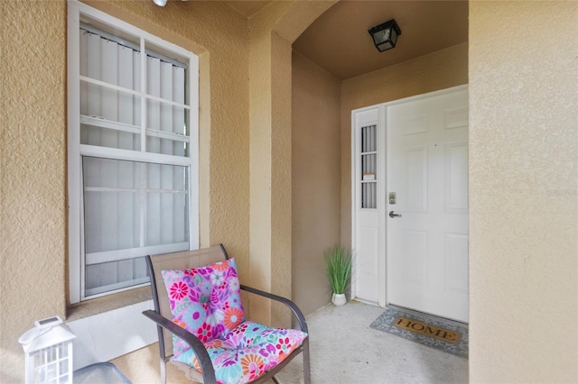 8507 Crystal Cove Loop, Kissimmee, FL 34747 - entrance to property featuring stucco siding