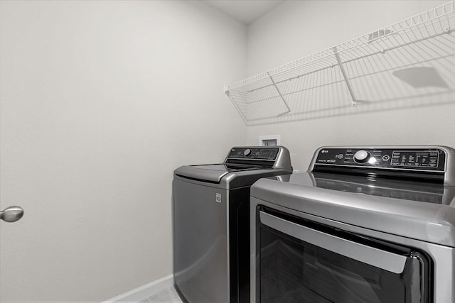 2431 Tudor Rose Dr, Sanford, FL 32773 - photo 29