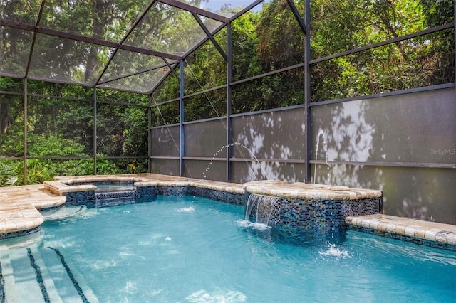 1874 Royal Majesty Ct, Oviedo, FL 32765 - view of swimming pool with a pool with connected hot tub and a lanai