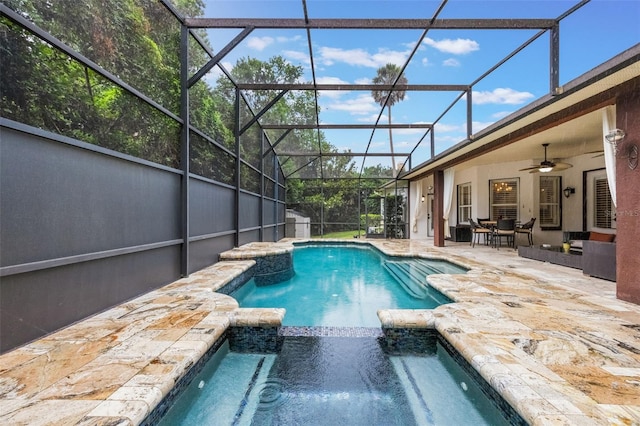 1874 Royal Majesty Ct, Oviedo, FL 32765 - view of pool featuring a ceiling fan, a pool with connected hot tub, and a patio area