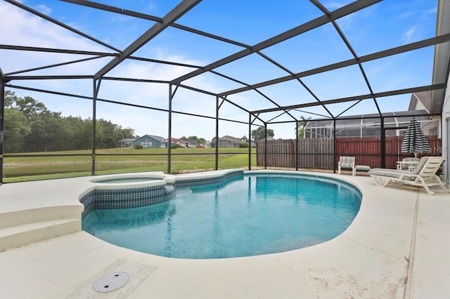 3018 Bransbury Ct, Kissimmee, FL 34747 - view of pool featuring a pool with connected hot tub, a patio area, and a lanai
