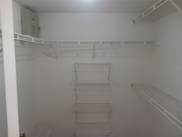 2181 Wekiwa Oaks Dr, Apopka, FL 32703 - view of walk in closet
