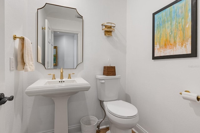 11018 Lake Butler Blvd, Windermere, FL 34786 - bathroom featuring toilet and baseboards