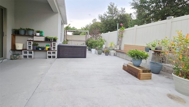 3202 Timber Hawk Cir, Ocoee, FL 34761 - fenced backyard with a patio