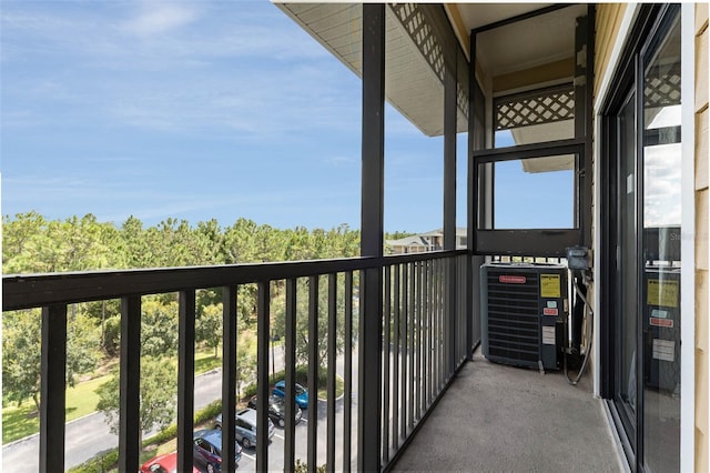 9051 Treasure Trove Ln Unit 505, Kissimmee, FL 34747 - balcony featuring central AC