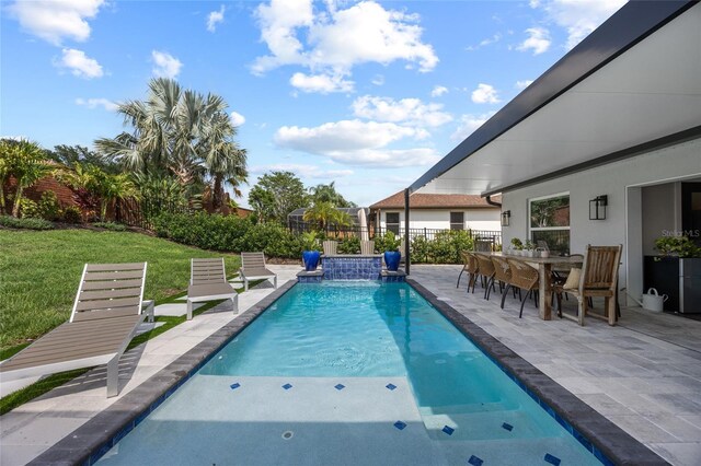 1301 Johns Cove Ln, Oakland, FL 34787 - view of pool featuring a patio area and outdoor dining area