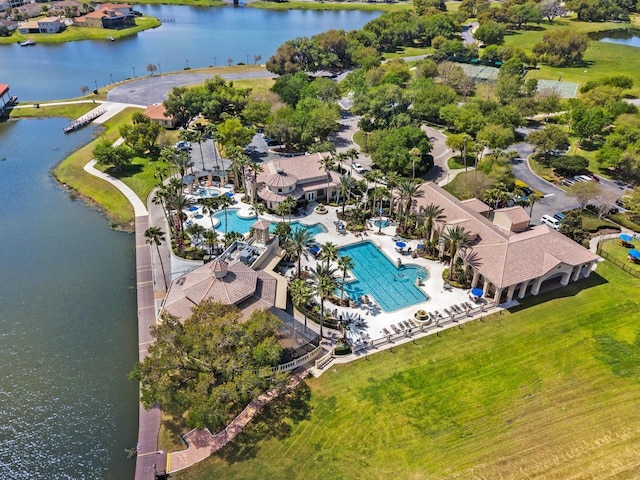 2631 Captains Ct, Kissimmee, FL 34746 - aerial view of a pool area and a nearby body of water