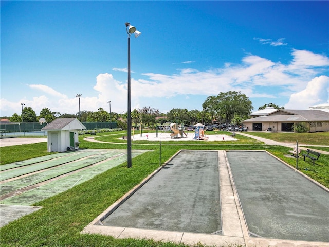 3944 Atrium Dr Unit 4, Orlando, FL 32822 - surrounding community featuring shuffleboard