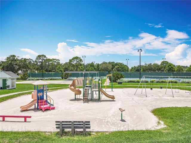 3944 Atrium Dr Unit 4, Orlando, FL 32822 - view of community play area
