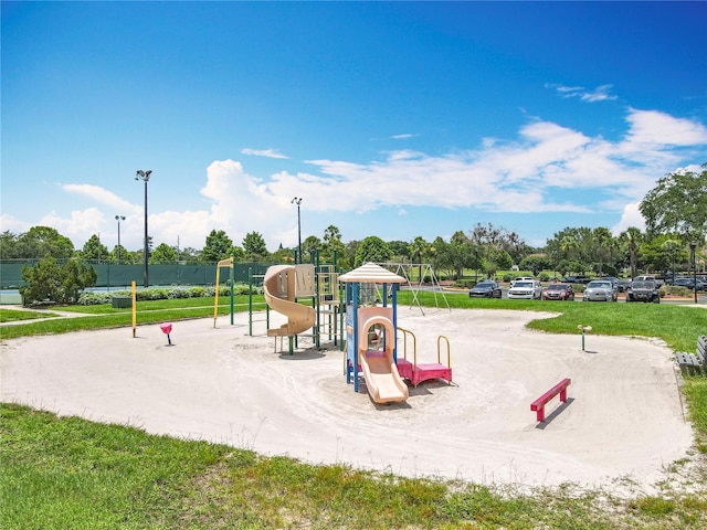 3944 Atrium Dr Unit 4, Orlando, FL 32822 - view of communal playground
