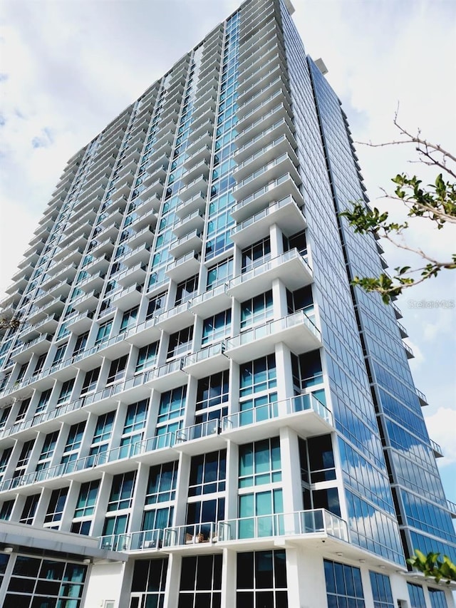 150 E Robinson St Unit 419, Orlando, FL 32801 - view of apartment building / complex
