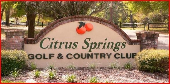 2810 W Xenox Dr, Citrus Springs, FL 34433