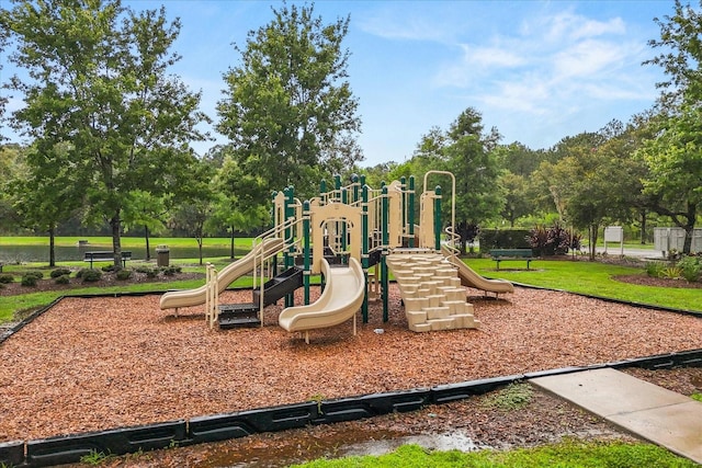 10996 Inside Loop, Orlando, FL 32825 - view of communal playground